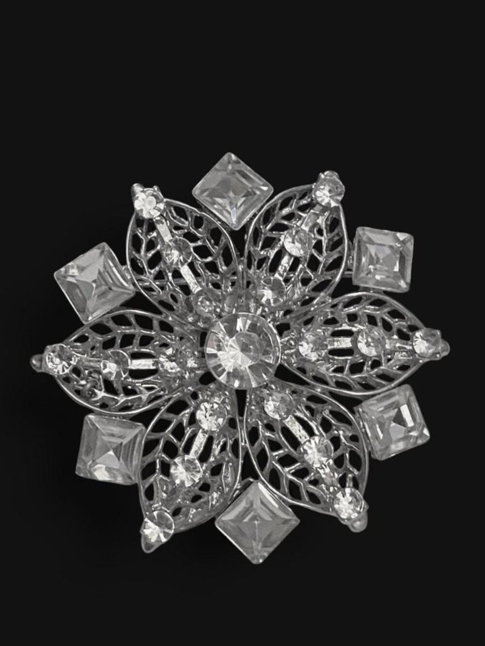 vintage silver starburst flower rhinestone brooch pin crystal glam elegant EUC